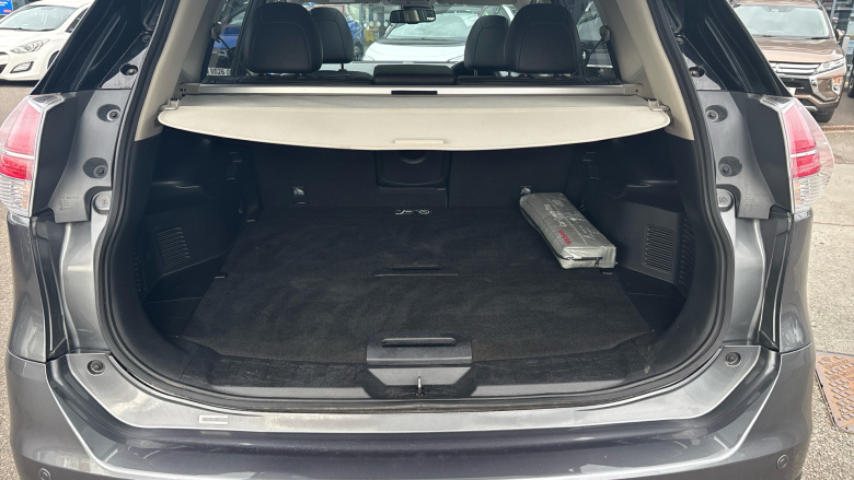 Nissan X-Trail 1.6 dCi Tekna 5dr Xtronic Diesel Station Wagon